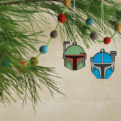 Hallmark Star Wars: The Mandalorian - Decoración para árbol de Navidad en Miniatura de 5 Pulgadas y Mini Adornos de 1.7 Pulgadas, Juego de 5 Adornos inastillables, 4 de Mayo