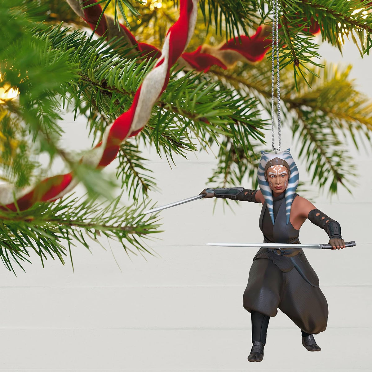 Hallmark - Adorno navideño de Recuerdo 2023, Star Wars: Ahsoka Ahsoka Tano, Regalos para fanáticos de Star Wars,