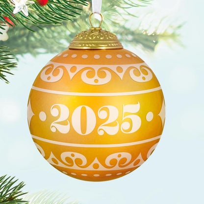 Hallmark - Adorno de Navidad 2025, Conmemorativa de Navidad 2025, Vidrio, Regalos para los Amantes de la Navidad