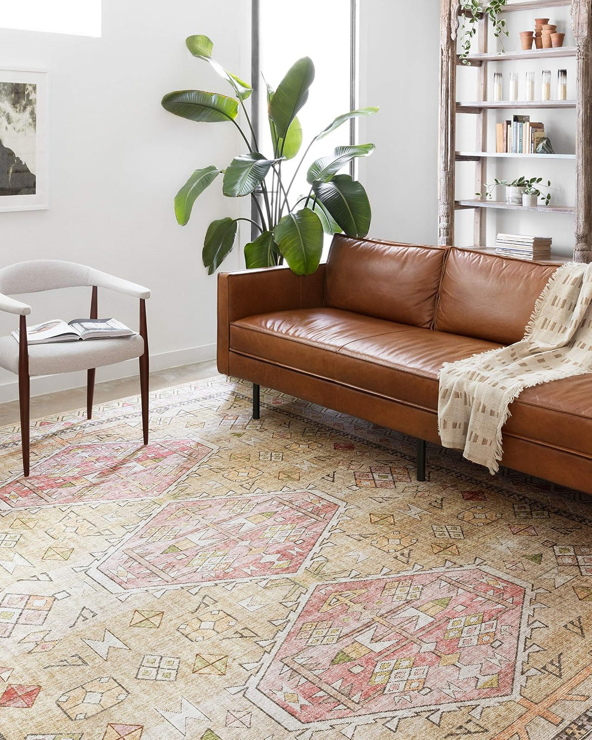 Loloi Rugs Skye - Alfombra Decorativa Estilo Vintage - Gold - Blush - 5' x 2' (Rectangular)