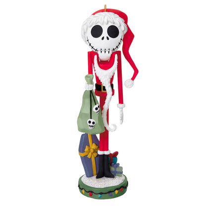 Hallmark - Adorno navideño de Recuerdo 2025, Disney Tim Burton's The Nightmare Before Christmas Cascanueces de Papá Noel Skellington, Regalos para fanáticos de Disney