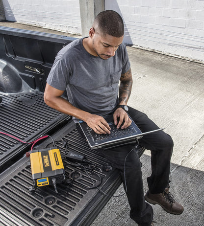 DEWALT DXAEPI1000 - Inversor de Potencia (1000 W, 2000 W)