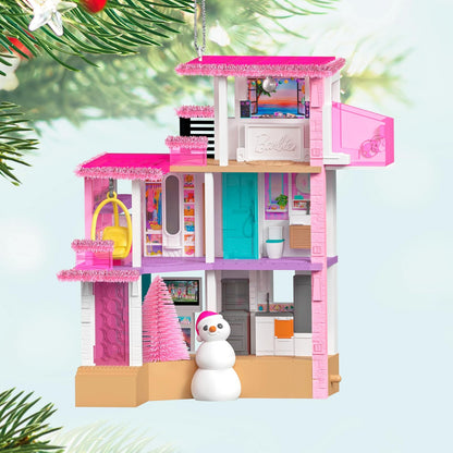 Hallmark - Adorno navideño de Recuerdo 2025, Barbie Merriest Dream House Musical con luz, Regalos para los Fans de Barbie