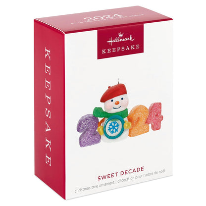 Hallmark - Adorno navideño de Recuerdo 2024, Sweet Decade 2024, Regalos para coleccionistas de muñeco de Nieve