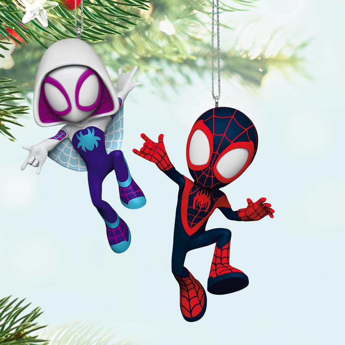 Hallmark - Adornos de Navidad de Recuerdo 2025, Marvel Spidey and His Amazing Friends Spin and Ghost-Spider, Juego de 2, Regalos para fanáticos de Marvel