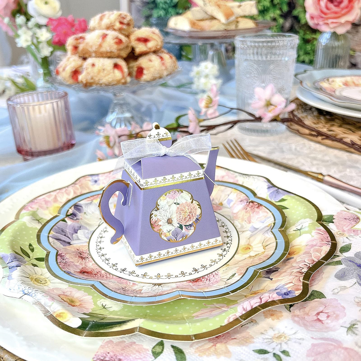 Kate Aspen - Juego de vajilla para decoración de fiesta de té (62 unidades, 16 invitados), coloridos suministros de fiesta en colores pastel para despedidas de soltera, baby shower, fiesta en el jardín, cumpleaños