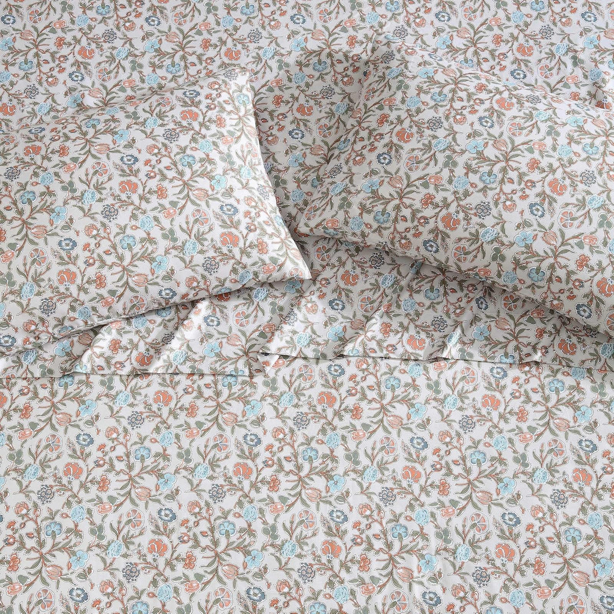 Wrangler - Juego de sábanas de Cama Queen, Sedoso y Ligero, sábanas de Cama Floral, Inspirado en la Piedra Amarilla, Esenciales para recámara (Beige Floral hacia el Oeste, Queen)