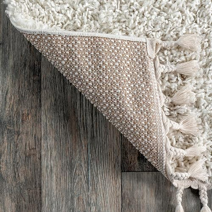 nuLOOM Neva - Alfombra Moderna con borlas, 2 x 3, Color Marfil | Nuloom Neva - Alfombra sólida de 2 x 3 pies, para sala de estar, recámara, comedor, guardería, entrada, color marfil