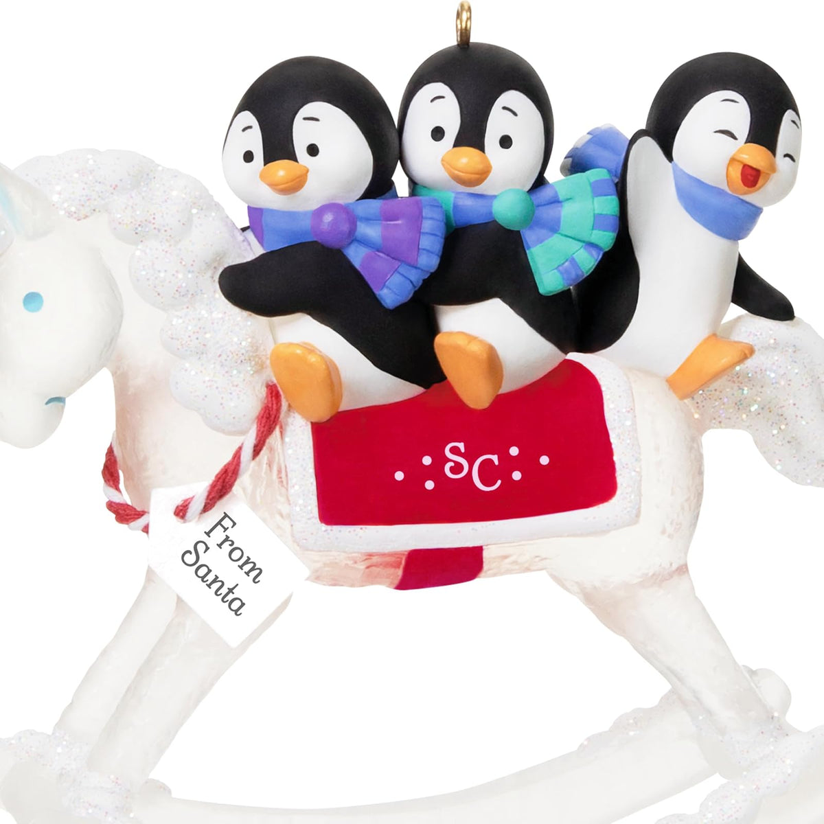 Hallmark - Adorno de Navidad 2025, un Regalo de Papá Noel, Regalo para los Amantes de los pingüinos