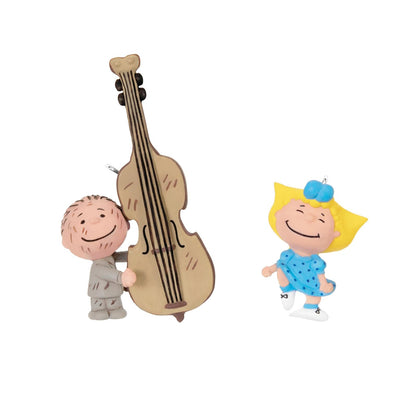 Hallmark - Mini Adornos de Navidad 2024, The Peanuts Gang Sally and Pigpen, Juego de 2, Regalos para fanáticos de los Cacahuetes