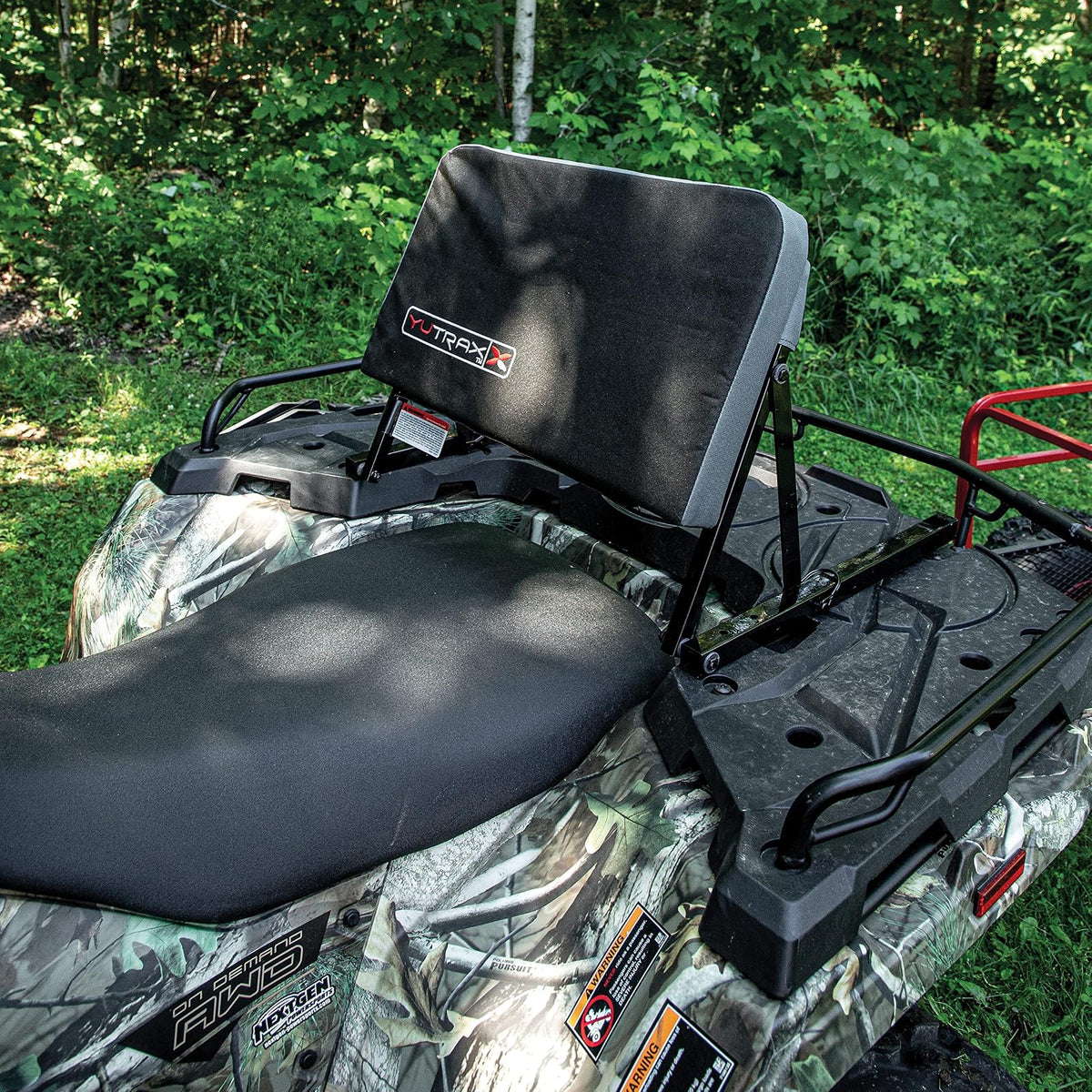 Yutrax - Respaldo Universal para ATV, Marco de Asiento de Acero Resistente, Posiciones Ajustables del Respaldo del Asiento, cojín de 2 Pulgadas de Grosor, se pliega Cuando no está en Uso, TX219